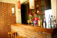 Bar, Cafe and Lounge Amed Sunset Beach Villas and Restaurant