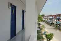 Kamar Tidur Blue Hip Apartment