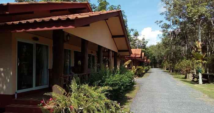 Exterior Mahachai Resort