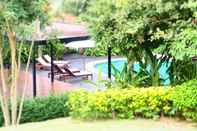 สระว่ายน้ำ Chaw Ka Cher Tropicana Lanta Resort