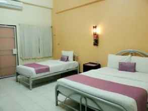 Bedroom 4 Lamphun Place