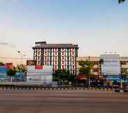 Bên ngoài 2 B2 Lampang City Boutique & Budget Hotel