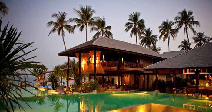 Swimming Pool Anantara Rasananda Koh Phangan Villas