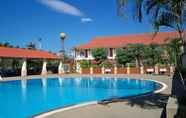 Swimming Pool 2 Homeland Resort