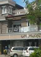 EXTERIOR_BUILDING Hotel Timika Indah