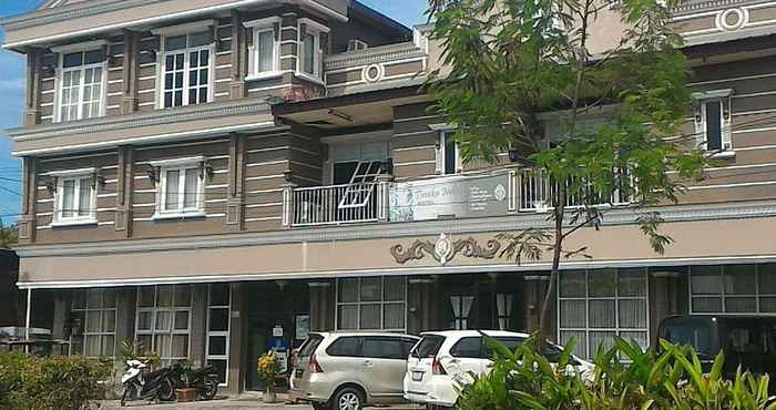 Exterior Hotel Timika Indah