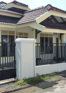 EXTERIOR_BUILDING Rumah Tin