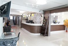 Lobby 2 Ma Non Nont Hotel and Apartment