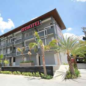 SP2 Hotel1 , 飯店วิหารแดง