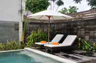 สระว่ายน้ำ Amazing Villa South Bali