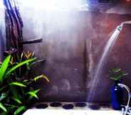 ห้องน้ำภายในห้อง 3 Bulun Buri Resort