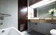 In-room Bathroom 6 Hotel De Moc