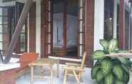 Common Space 6 Villa Rumah Kita Carangsari