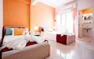Bedroom 3 We Train Hotel Donmuang