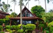 Lobi 3 Green Coconut Beachfront Villa A4