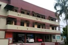 Exterior Jansupar Court