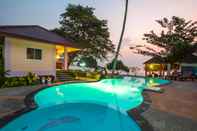 Swimming Pool Chonnapha Resort