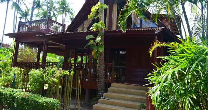 ภายนอกอาคาร Green Coconut Garden Villa B3