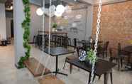 ร้านอาหาร 3 HAPPY MONKEY HOSTEL BANGKOK