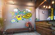 Sảnh chờ 2 HAPPY MONKEY HOSTEL BANGKOK