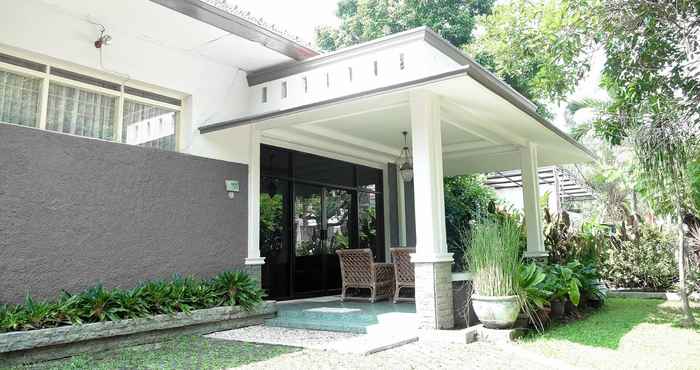 Exterior Rumah Merdeka 150