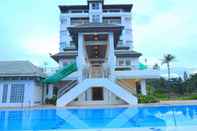 Kolam Renang Khanom Golden Beach Hotel