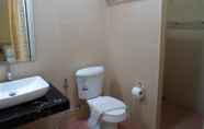 Toilet Kamar 3 The Zeed Residence