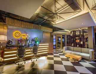 Lobi 2 Loft Mania Boutique Hotel