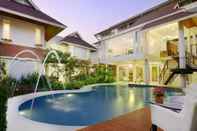 Swimming Pool Murraya Residence