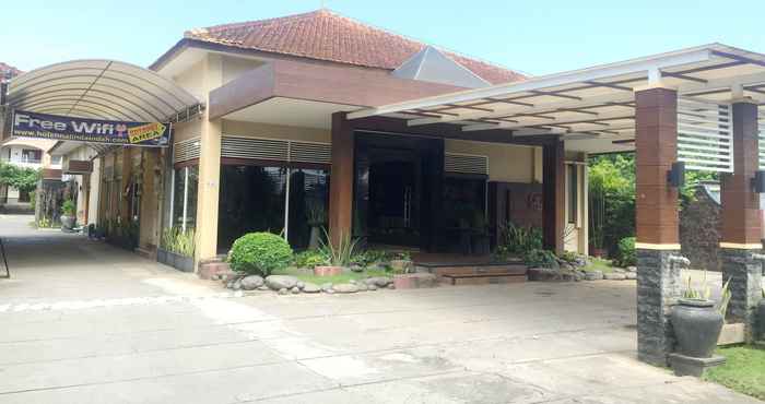 Exterior Malinda Indah Hotel