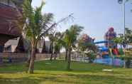 Kolam Renang 4 Seaview Cottage Cirebon Waterland