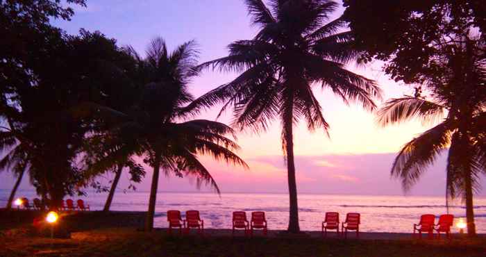 Nearby View and Attractions Padmadewi Anyer