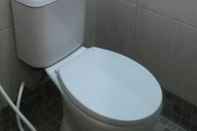 Toilet Kamar Permata Inn