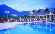 Swimming Pool 7 Royal Crown Hotel