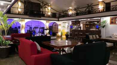 Bar, Kafe, dan Lounge 4 White Vision Guest House