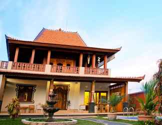 ภายนอกอาคาร 2 Villa Rini Bali