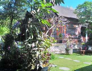 Bangunan 2 Kadek Nadhi Guest House