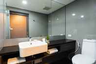 Toilet Kamar Fyn Hotel