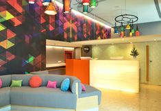 Lobby 7 Bizotel Premier Hotel & Residence