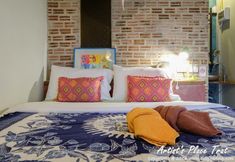 Bedroom 7 Artist's Place Trat