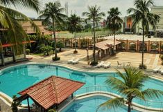 Swimming Pool 3 Hotel Kapuas Palace