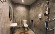 Toilet Kamar 2 At Smile House