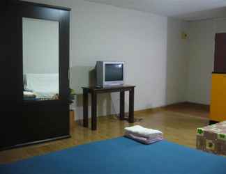 Bedroom 2 IMPACT Challenger Muang Thong Thani Serviced Apartment