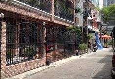Luar Bangunan 7 Lovely House Silom