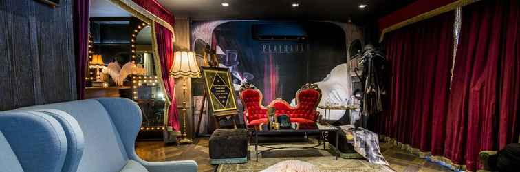 Lobby Playhaus Thonglor