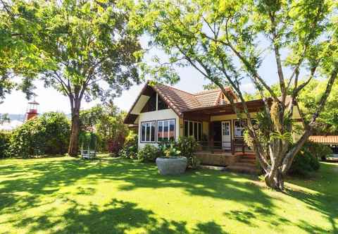 Ruang untuk Umum Little Garden Cottage ByFavstay