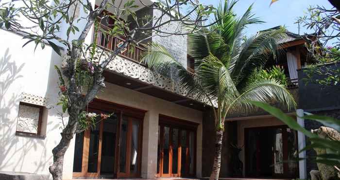 Bangunan Lamin Etam Saba Villa