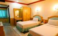 Kamar Tidur 6 13 Coins Airport Grand Resort