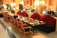 ร้านอาหาร 13 Coins Hotel Ngam Wong Wan