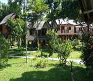 Bangunan 2 Khao Sok Jungle Huts Resort